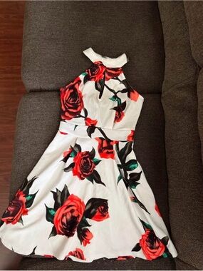 a'gaci White Dress with Red and Green Floral Print